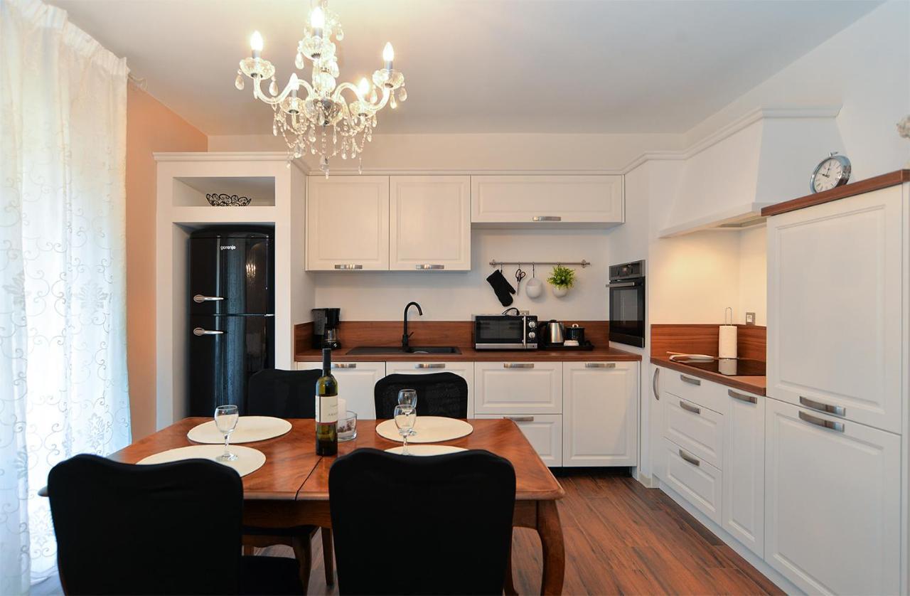 Apartments Marija 1089 포레치 외부 사진